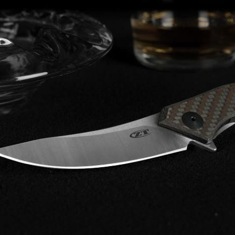 CPM S35VN Steel Pocket Knives - Pros and Cons