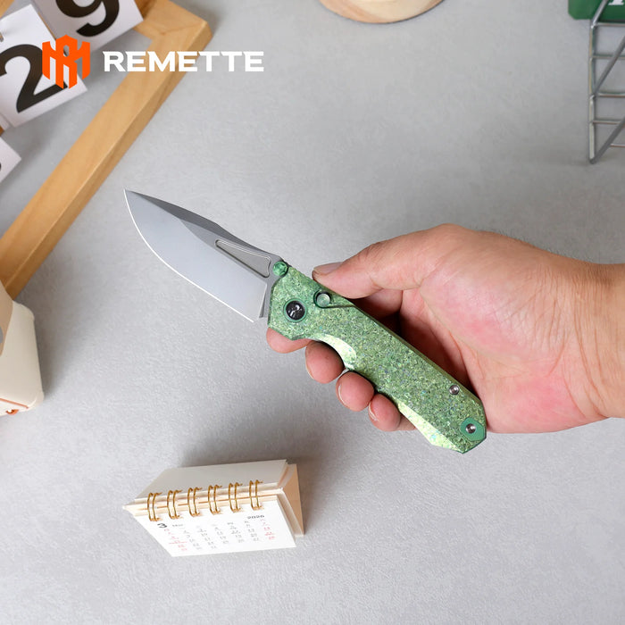 REMETTE RNTB4 RT-Rhino (M390, Drop Point, Pearlescent, Crystallized Titanium, Green) Pocket Knife
