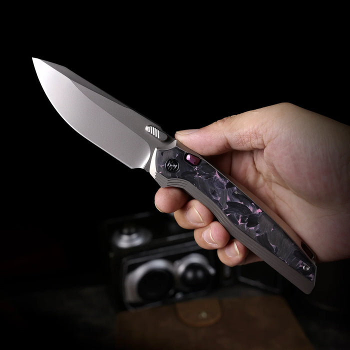REMETTE ONEA3 RT-ONE (M390, Drop Point, Manual Fine Grinding Pearlescent Surface Effect, Titanium + Carbon Fiber) Folding Knife